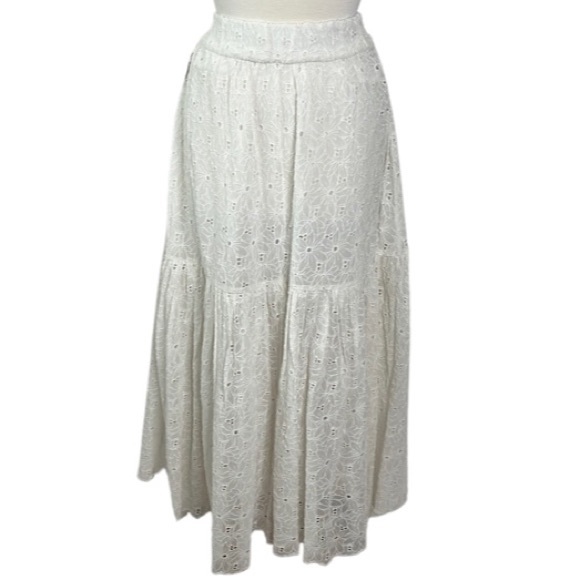 NWOT Aritzia Wilfred Eyelet Apron Tie Prairie Style Maxi Skirt Sz Medium - Picture 6 of 10